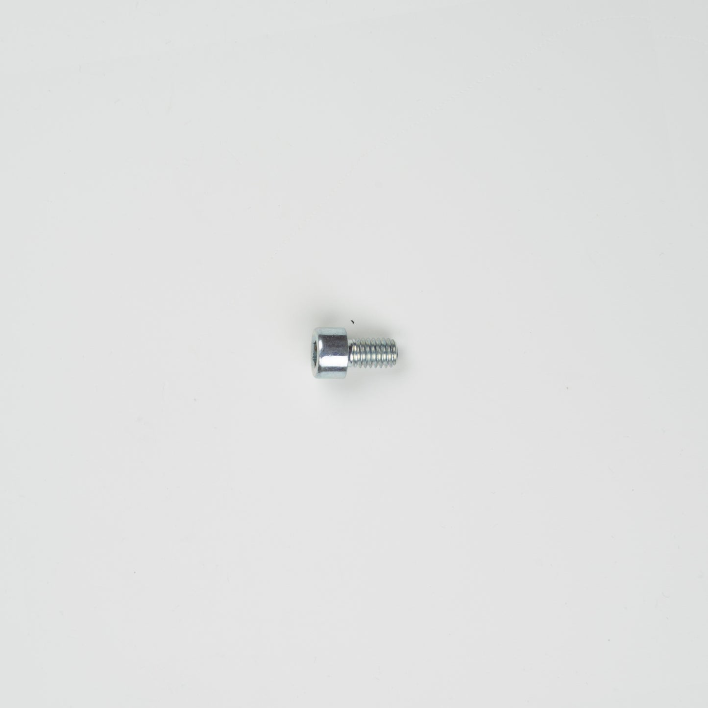 M6 Steel bolts cylinder head – use Hexlox Insert 5 mm