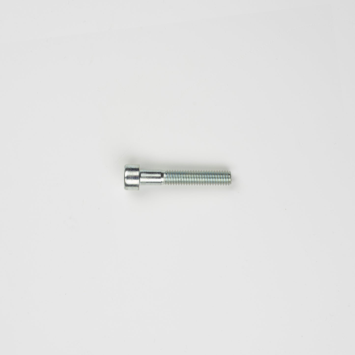 M6 Steel bolts cylinder head – use Hexlox Insert 5 mm