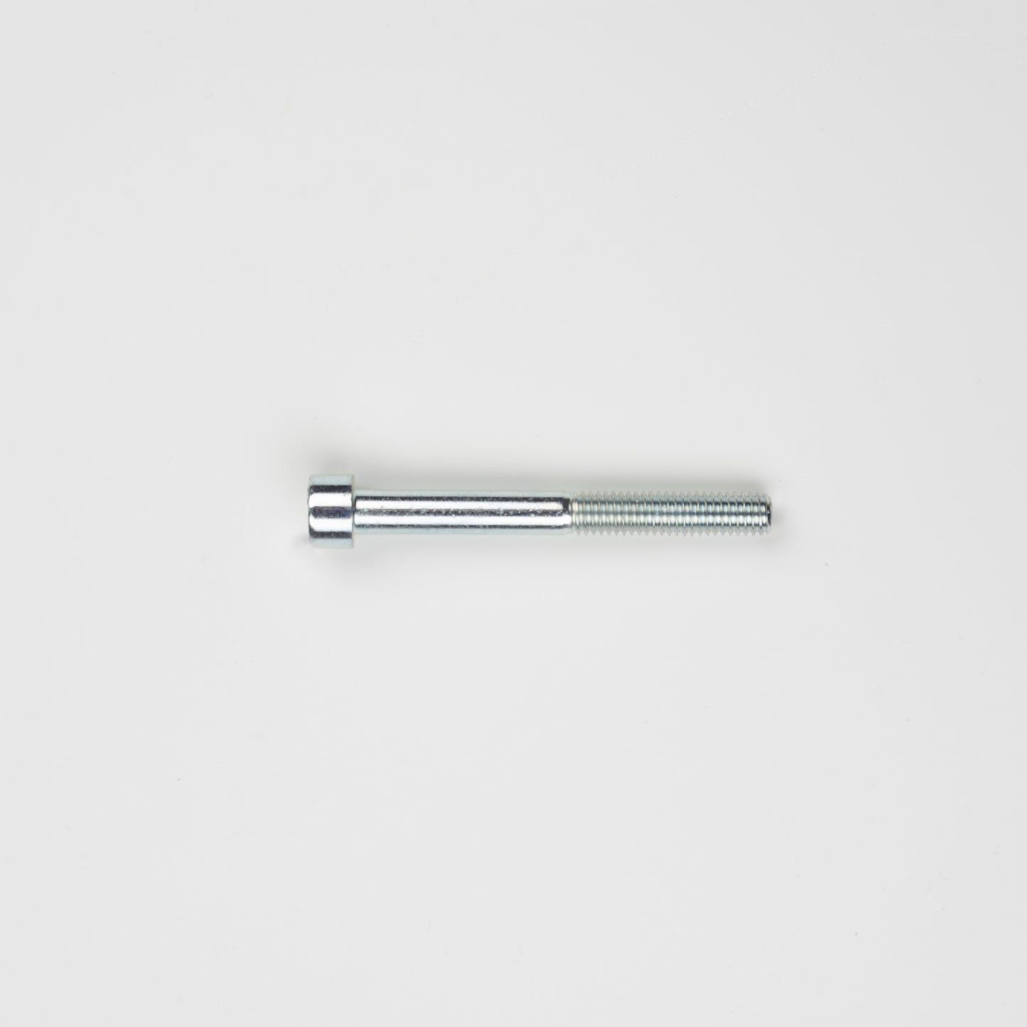 M6 Steel bolts cylinder head – use Hexlox Insert 5 mm